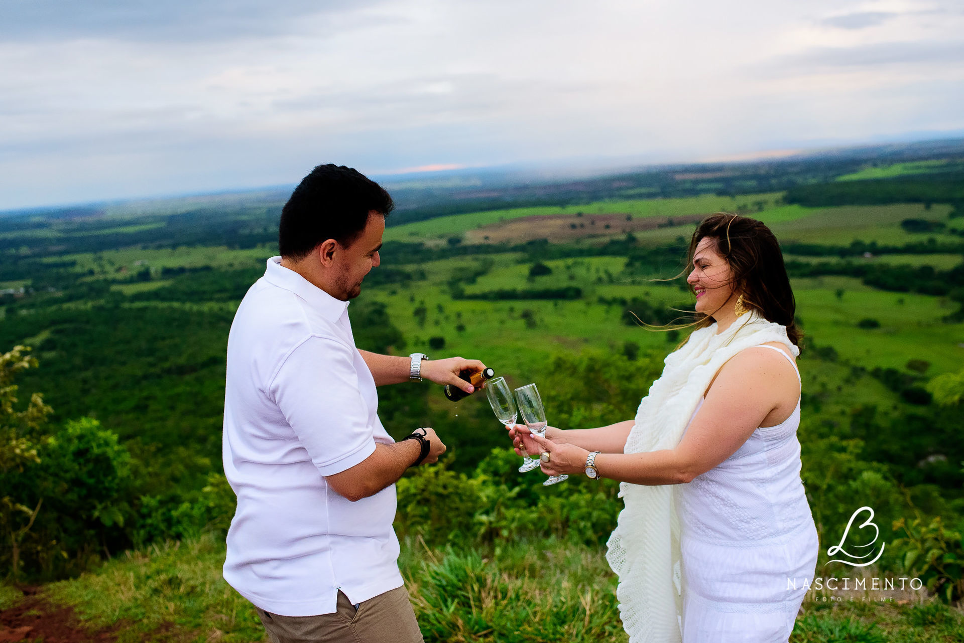 Foto Pré Casamento Milene e Rodolfo / Morro do Ernesto Foto Pré Casamento Milene e Rodolfo / Morro do Ernesto - Imagem 12