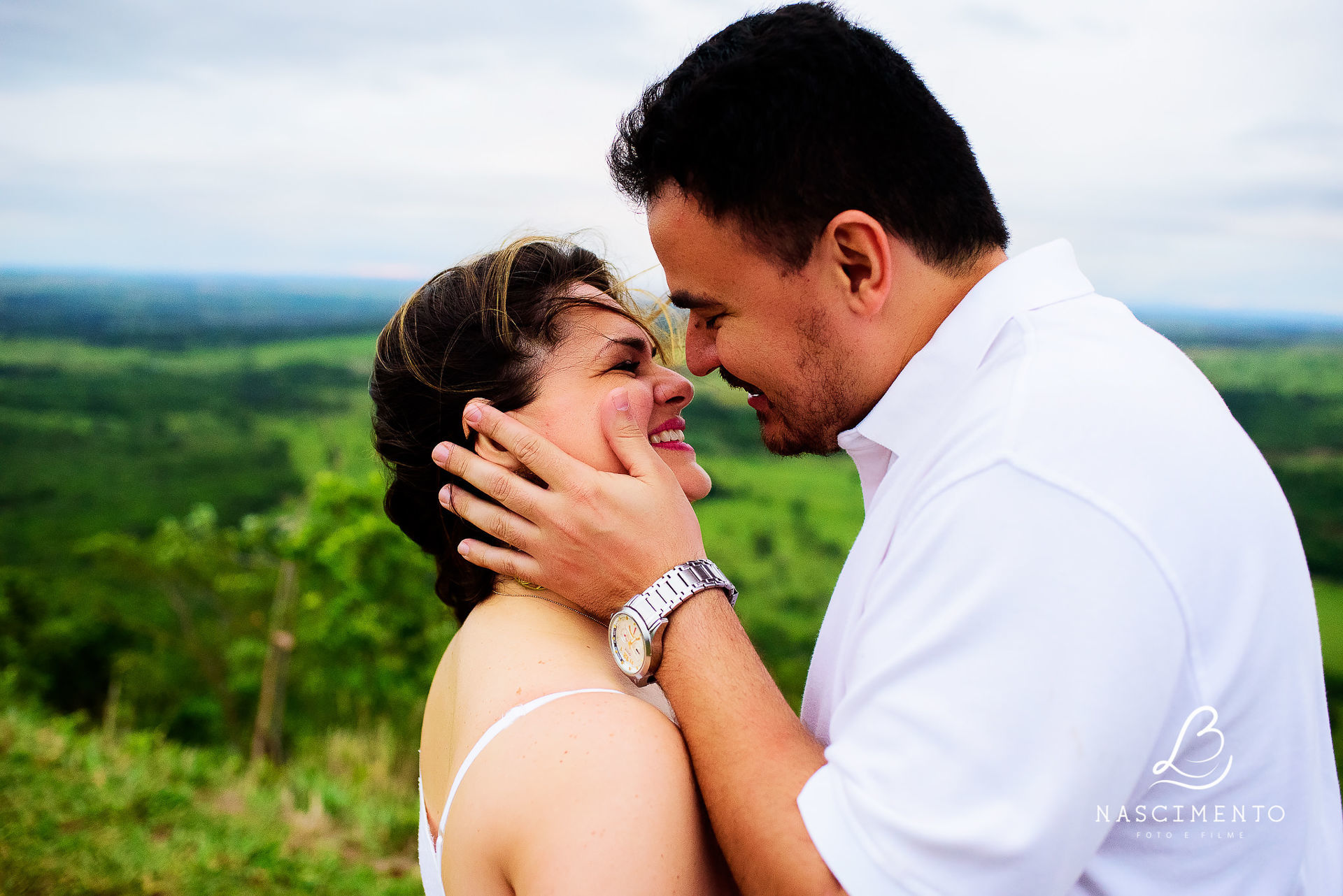Foto Pré Casamento Milene e Rodolfo / Morro do Ernesto Foto Pré Casamento Milene e Rodolfo / Morro do Ernesto - Imagem 16