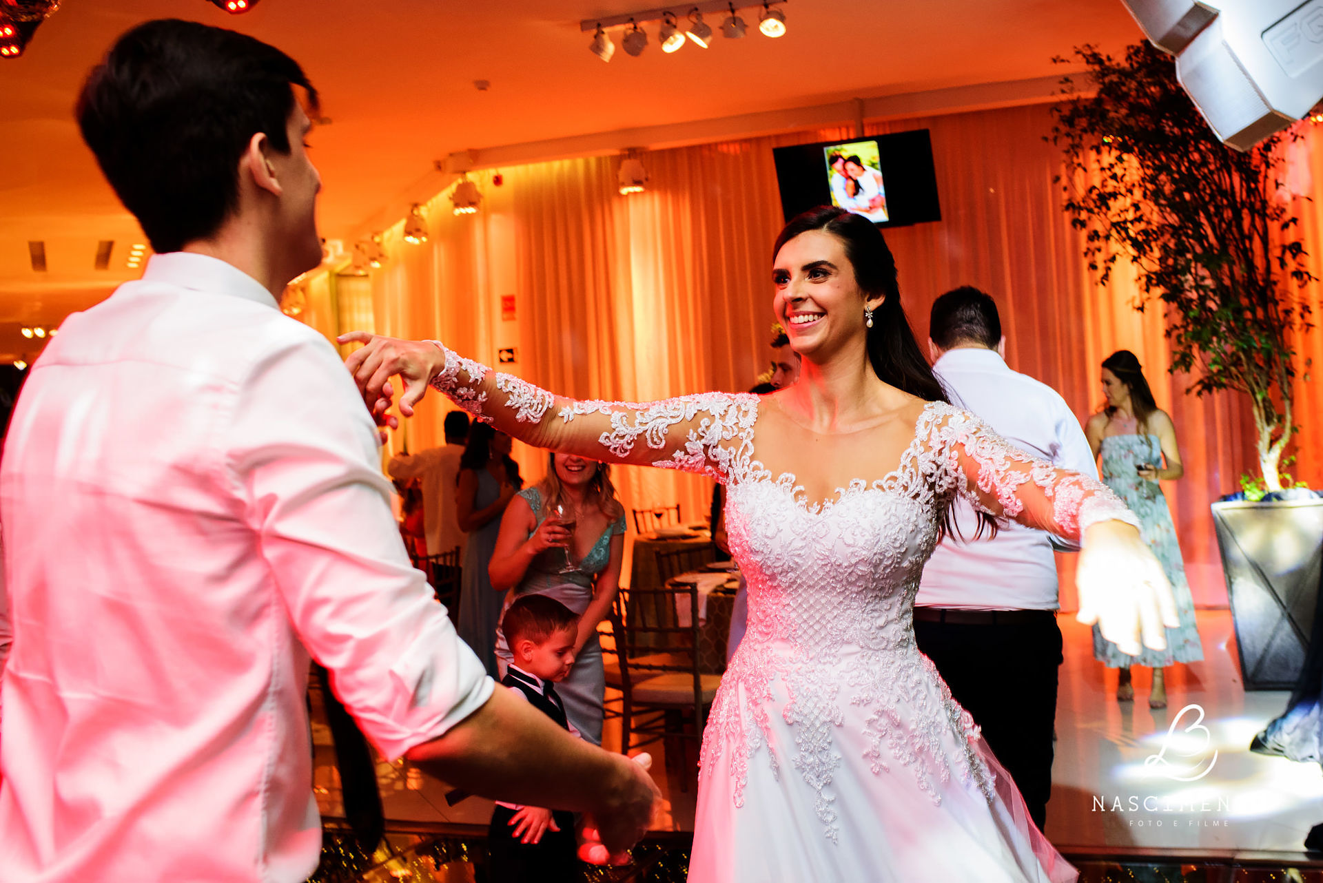 Foto Casamento Tais e Anezio / Igreja São Franciso / Murano Foto Casamento Tais e Anezio / Igreja São Franciso / Murano - Imagem 54
