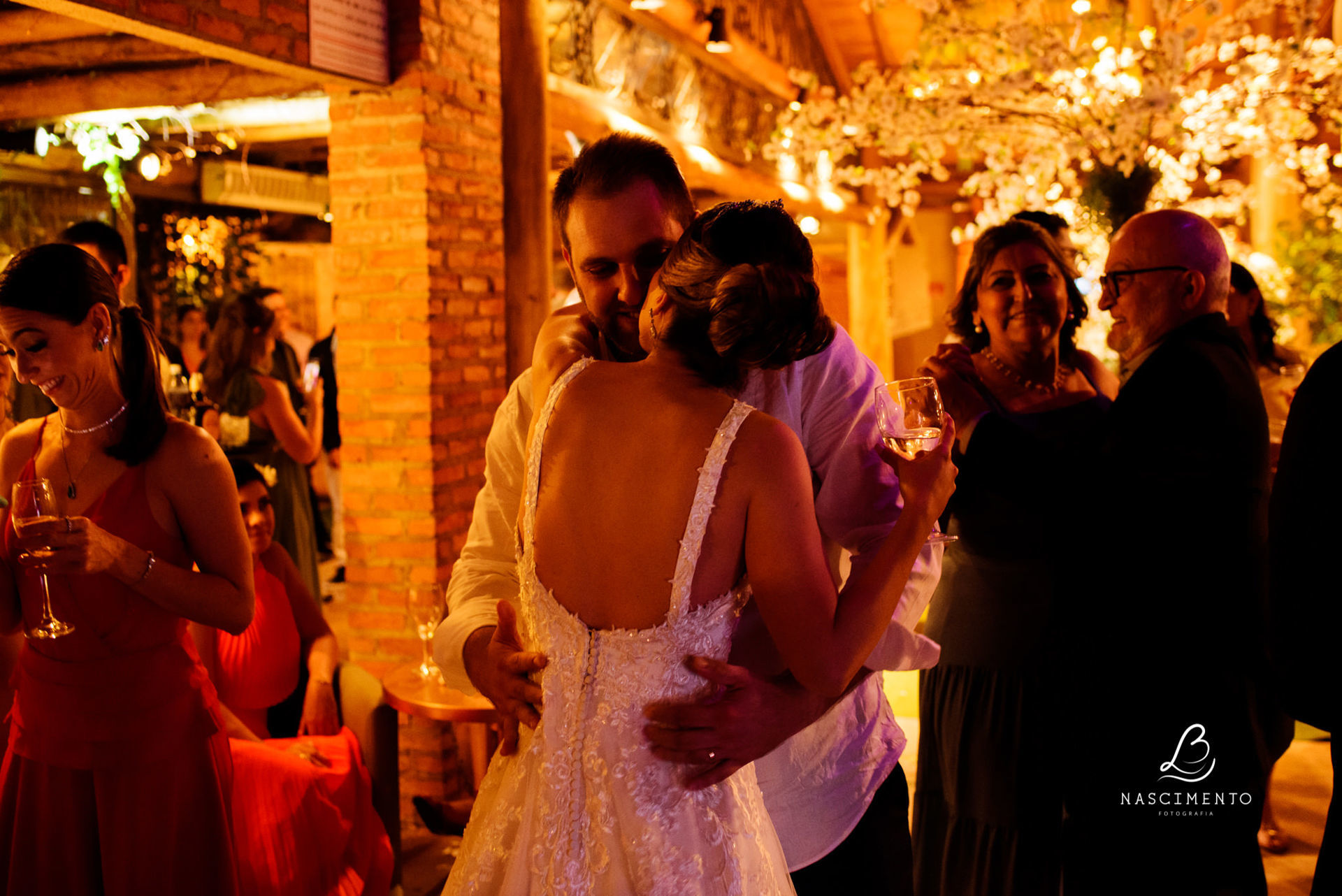 Foto Casamento Thays e Igor / Instituto Missionário São José / La Zucca Foto Casamento Thays e Igor / Instituto Missionário São José / La Zucca - Imagem 75
