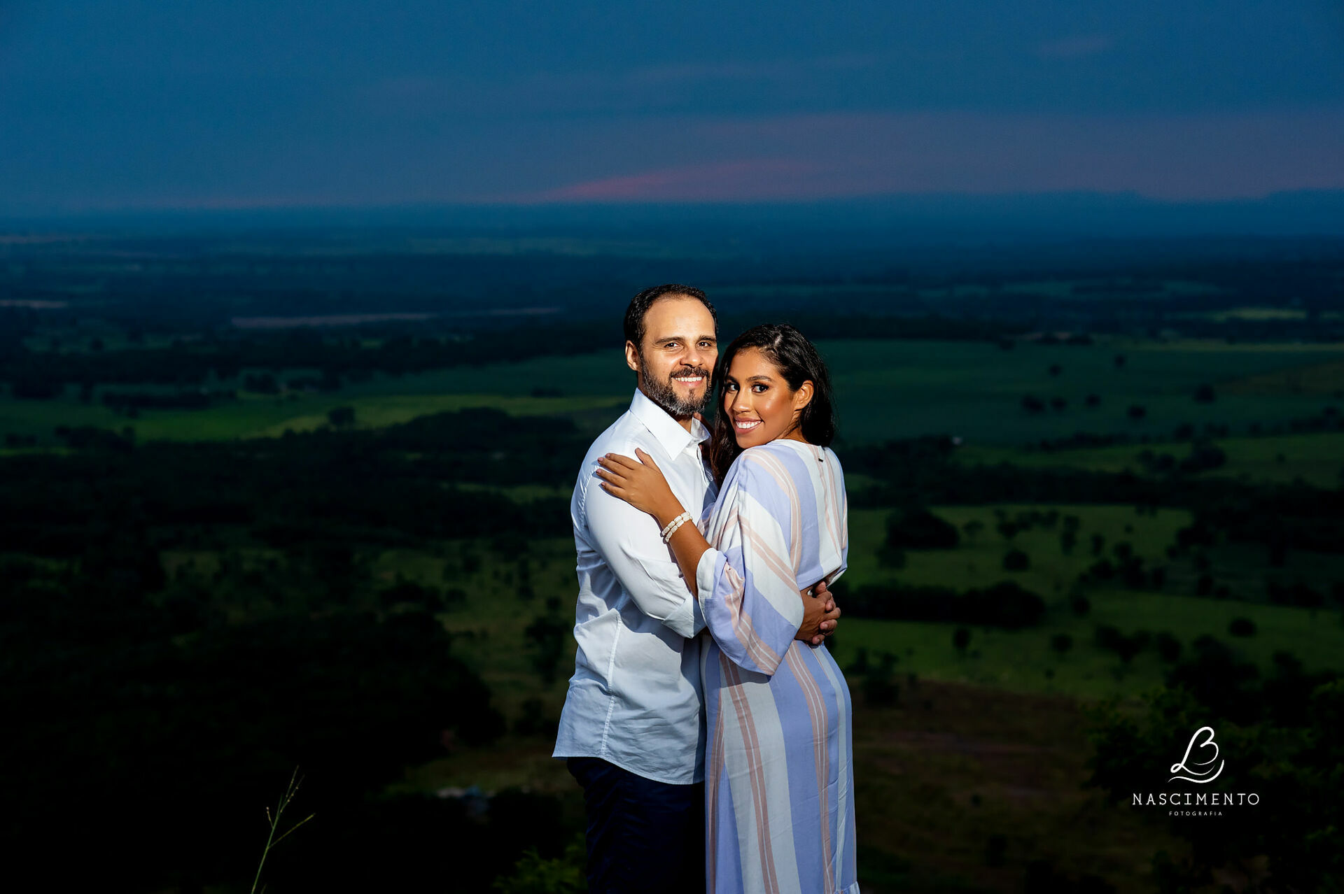 Foto Pré Casamento Talita e Thiago / Morro do Ernesto Foto Pré Casamento Talita e Thiago / Morro do Ernesto - Imagem 21