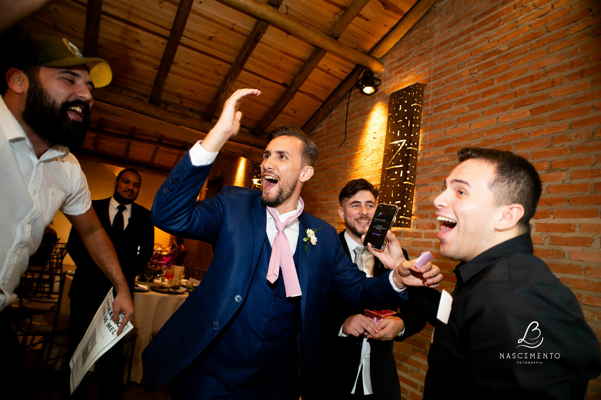 Foto Casamento Emily e Eric / La Zucca Eventos Foto Casamento Emily e Eric / La Zucca Eventos - Imagem 77