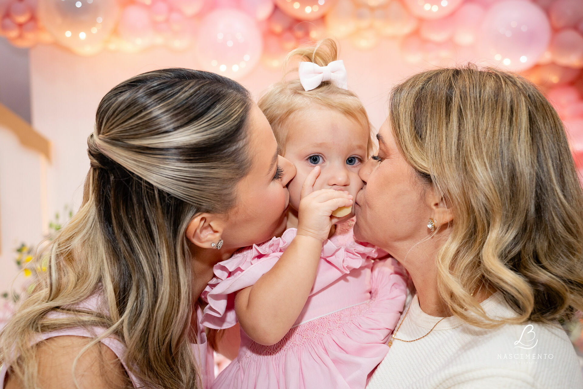 Foto 2 anos Celine - Imagem 55