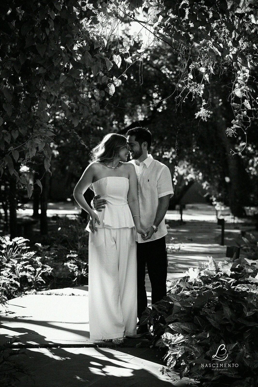 Foto Ensaio Pré-Casamento Rochelle e Guilherme Foto Ensaio Pré-Casamento Rochelle e Guilherme - Imagem 1