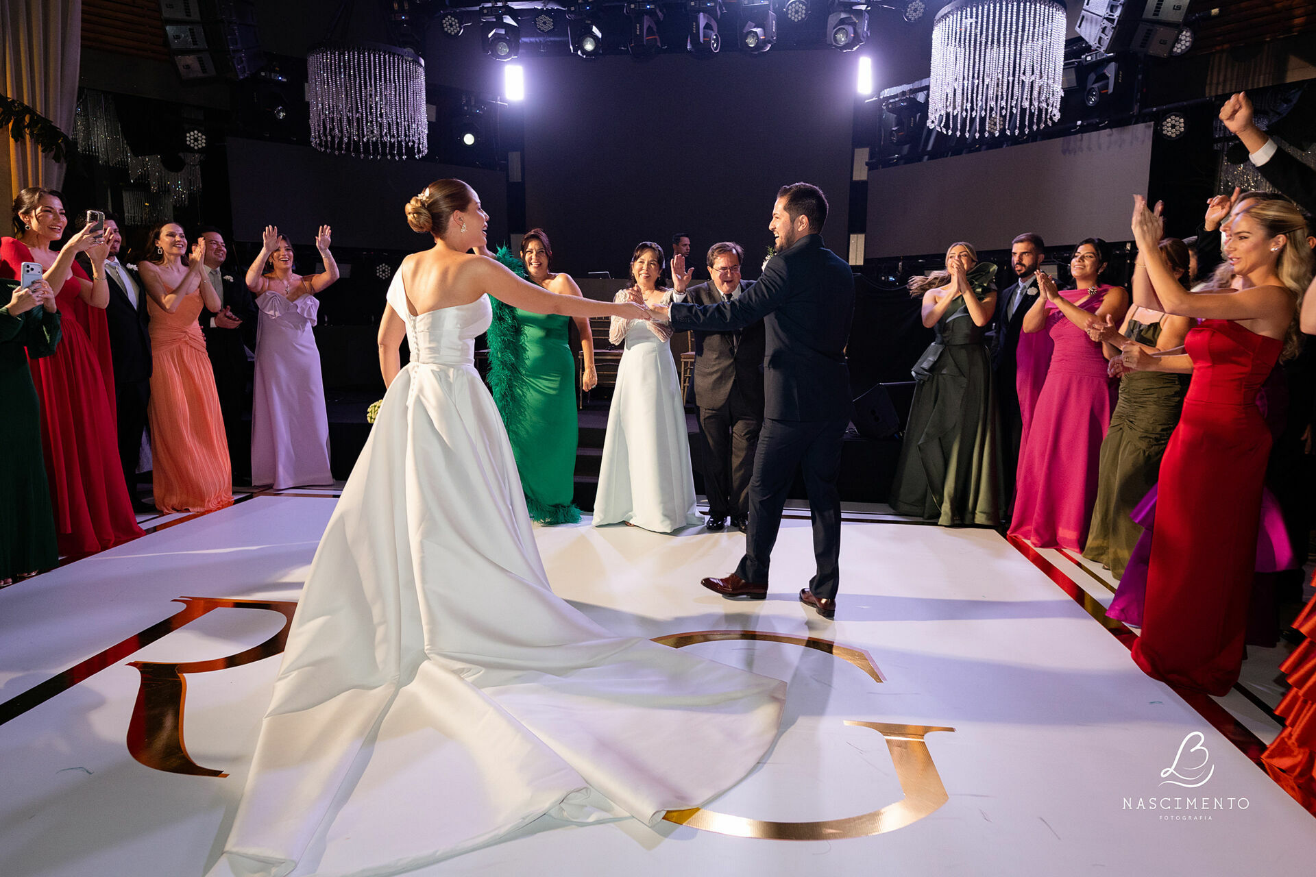 Foto Casamento Rochelle e Guilherme / Paráquia São Jõao Bosco / Buffet Yotedy Foto Casamento Rochelle e Guilherme / Paráquia São Jõao Bosco / Buffet Yotedy - Imagem 59