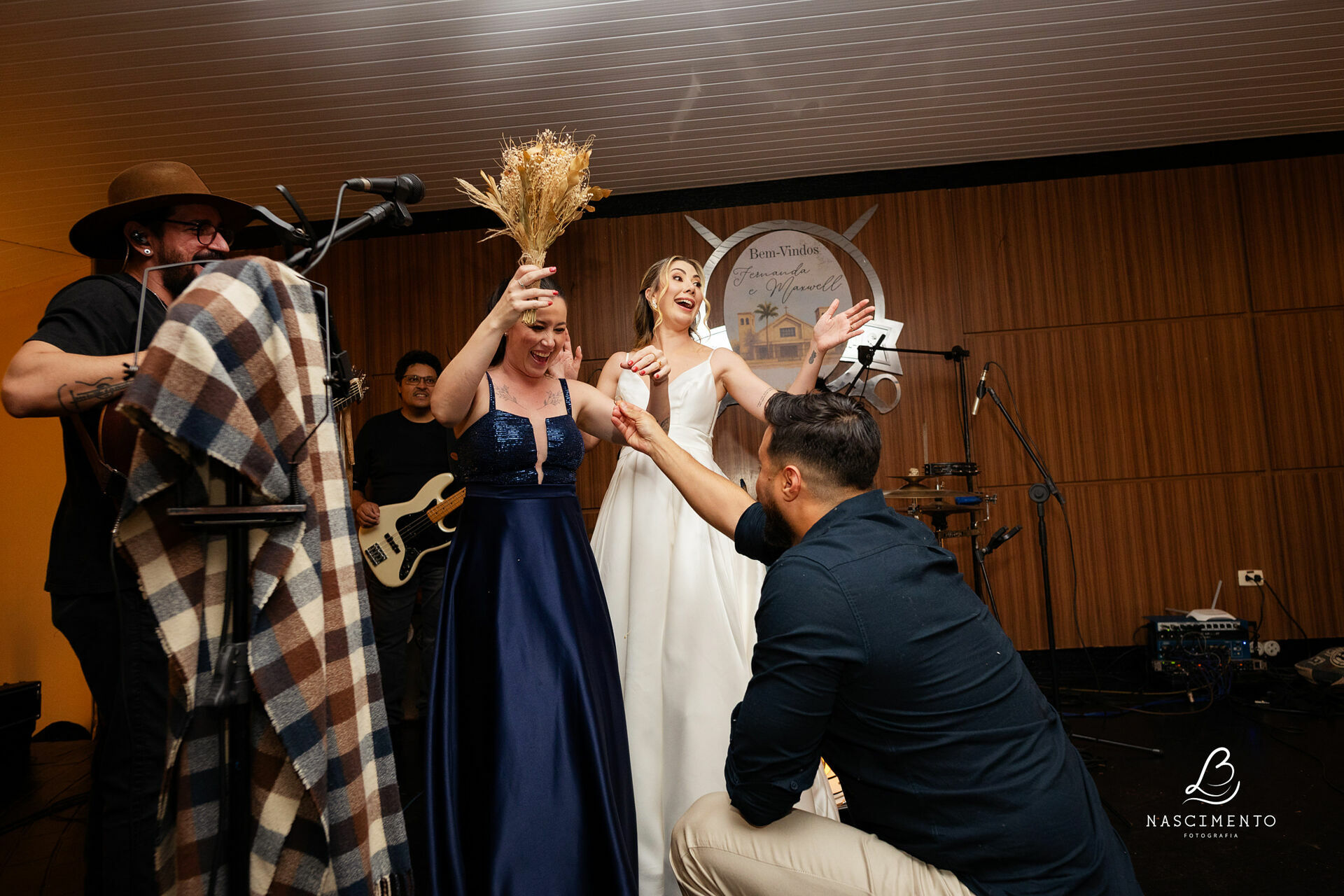 Foto Casamento Fernanda e Max / Paróquia São João Bosco / AOFMS Foto Casamento Fernanda e Max / Paróquia São João Bosco / AOFMS - Imagem 83